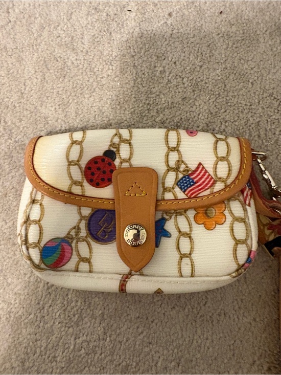 Dooney & Bourke Handbags - Dooney & Bourke Cream Multi-Print Small Wristlet